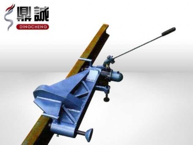 點擊查看詳細信息<br>標題：水平液壓彎軌機 閱讀次數：4850